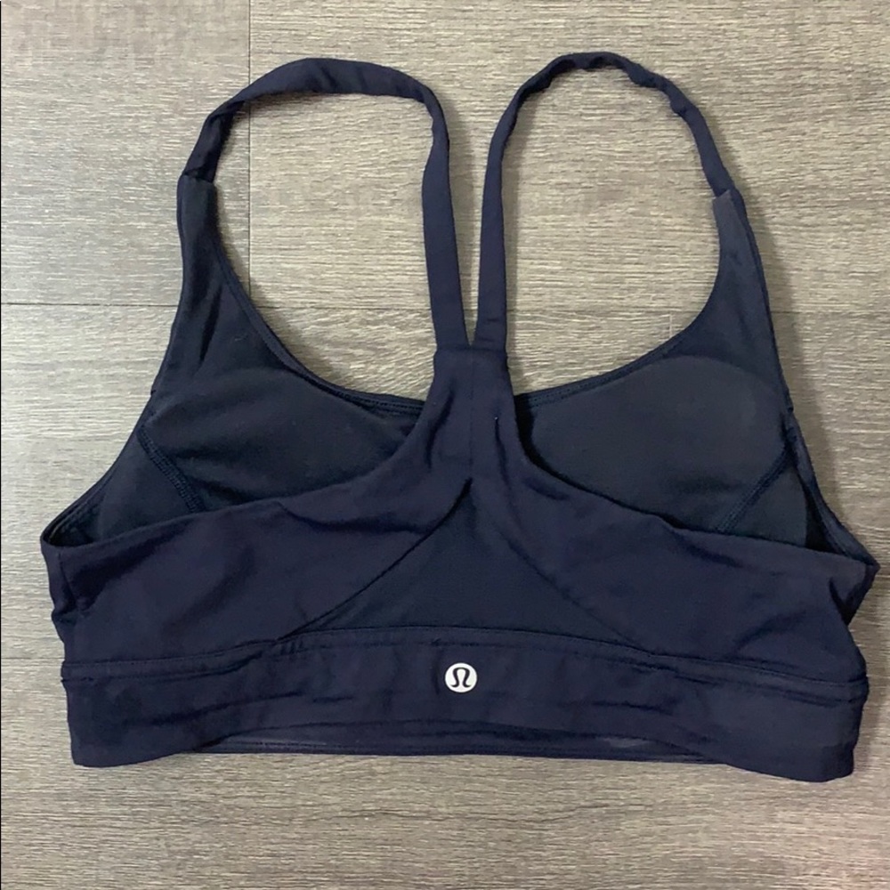 Navy lululemon sports bra